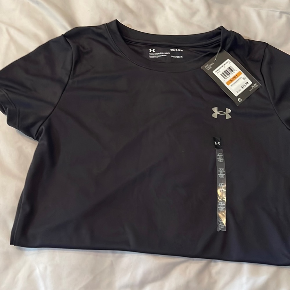 NWT Under Armour T-shirt